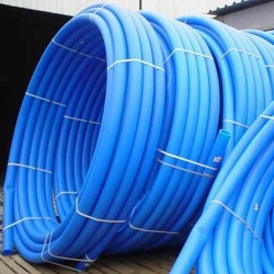 Напорная полиэтиленовая труба в оболочке для водопровода 710x52.2 мм SDR 13.6 ПЭ 100 ГОСТ 18599-2001 - фото