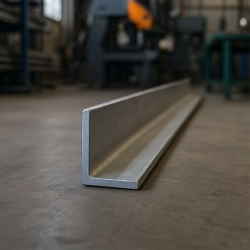 Г-образный профиль 50x50x3000 мм ГП ТУ - фото