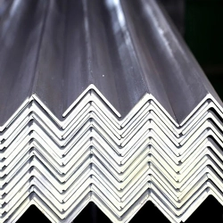 Уголок нержавеющий 180x180x13 мм AISI 430 - фото